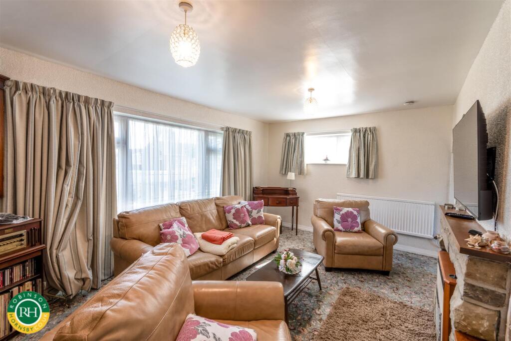 All Hallowes Drive, Tickhill, Doncaster photo 4