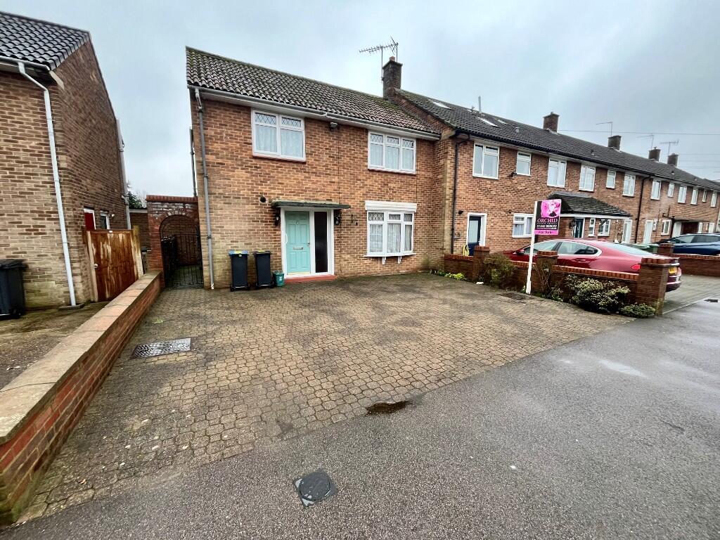 Main image of property: Windmill Road, Hemel Hempstead, Hertfordshire, HP2