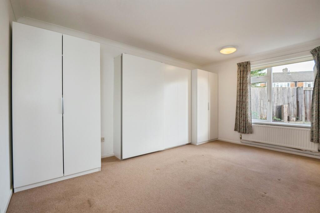 Fleming Place, Colden Common, Winchester photo 4