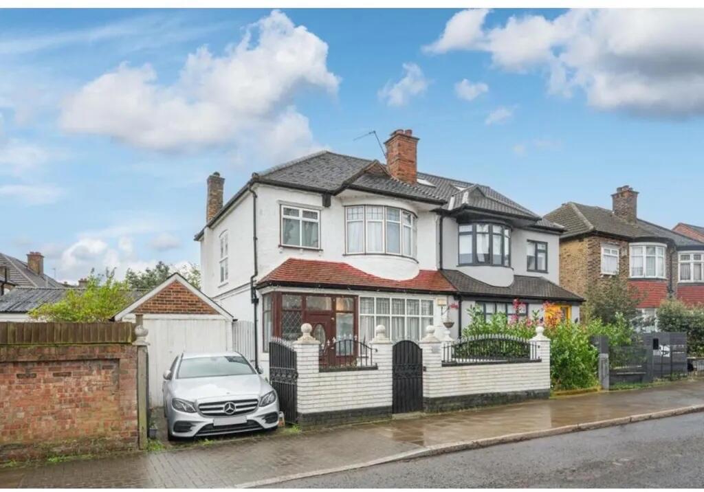 Main image of property: Canterbury Grove, London, SE27