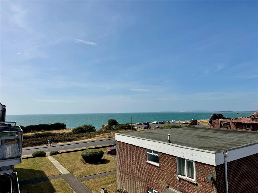 Apartment in New Forest, New Milton - View 2