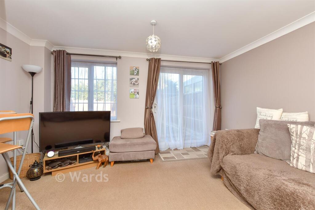 House in Minster-on-Sea, Merryman's Hill - View 2