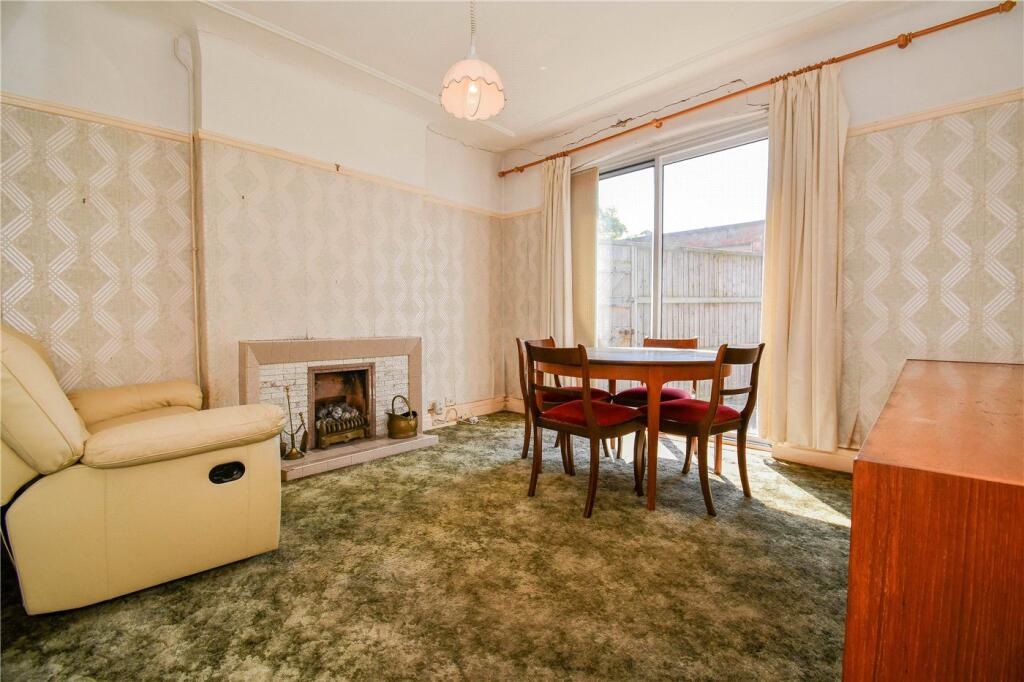 House in Wirral, Liverpool City Region - View 4