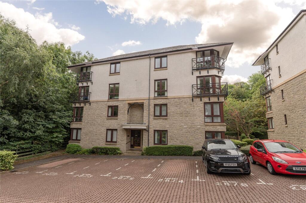 Main image of property: 28/12 Greenpark, Edinburgh, EH17