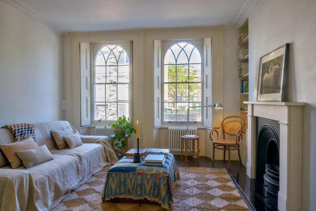 Main image of property: New North Road, London, N1