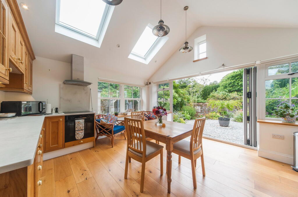 House in Truro, Cornwall - View 2