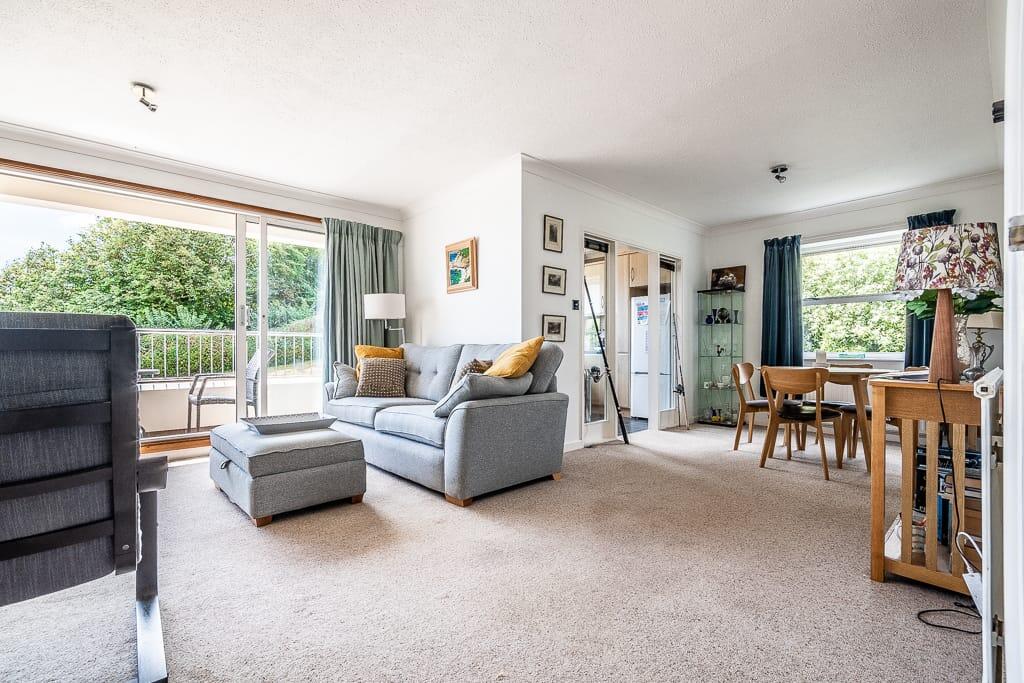 Apartment in Exeter - More