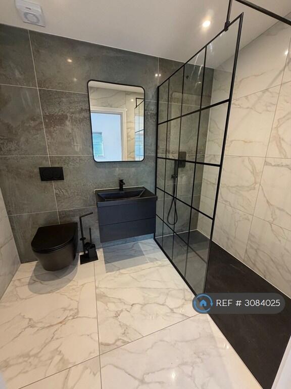 2 bedroom detached house for rent