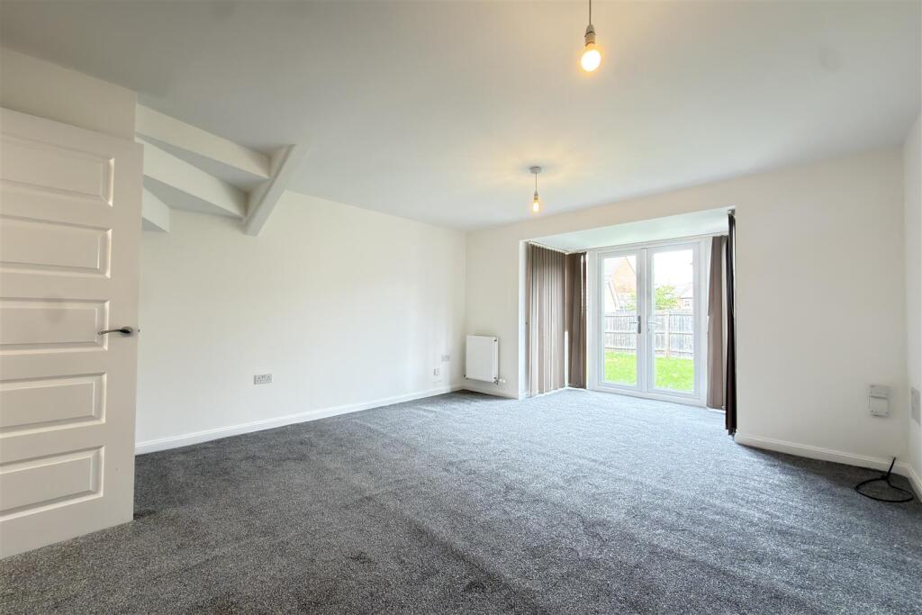 House in Blaby, Glenfields - View 4