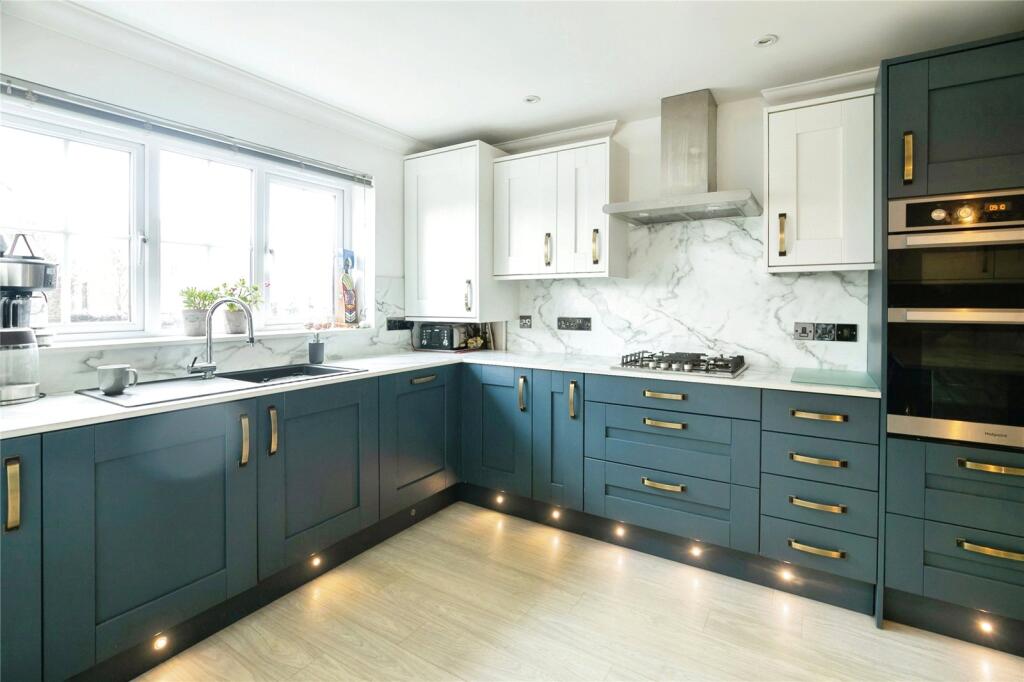 Goulds Drive, Westfield, Hastings, East Sussex, TN35 – pohled 2