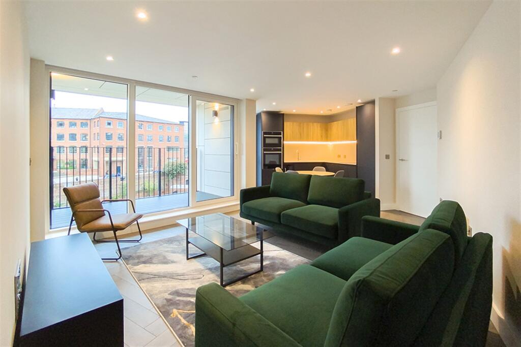 Main image of property: Castle Wharf, M15