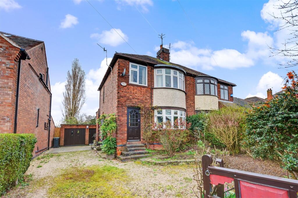 Main image of property: Gedling Road, Arnold, Nottingham