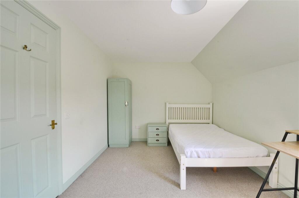 House in Frenchay, Stoke Park, Stoke Park and Cheswick - More