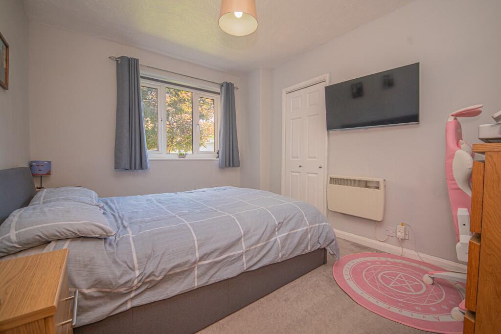 Leigh Road, Eastleigh, SO50 photo 2