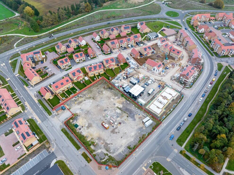 Main image of property: LAND AT KINGSGROVE, WANTAGE, OXFORDSHIRE, OX12