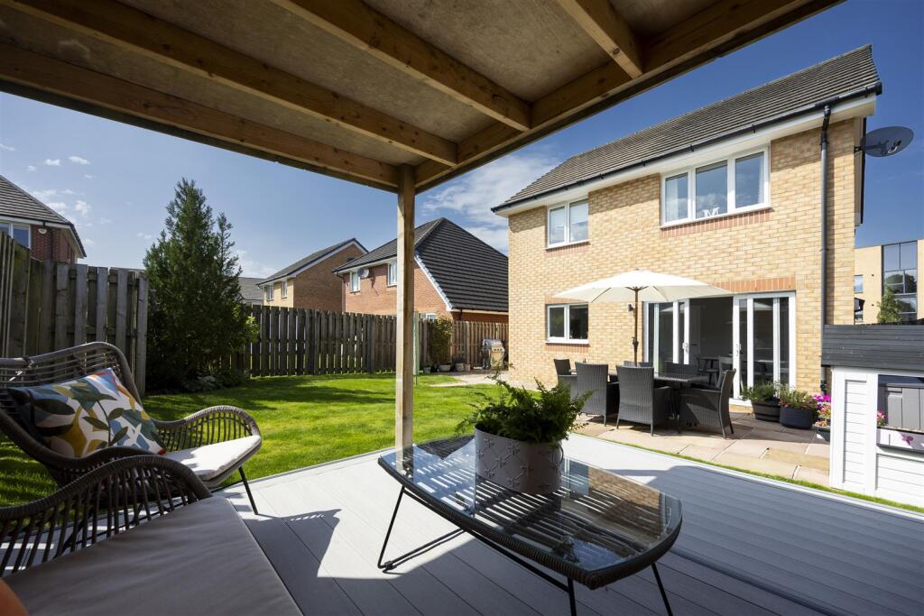 House in Lenzie, East Dunbartonshire - View 2