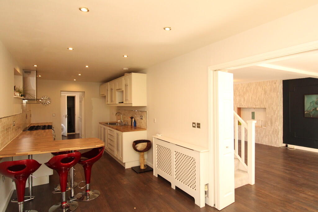 House in Birmingham, West Midlands - View 5