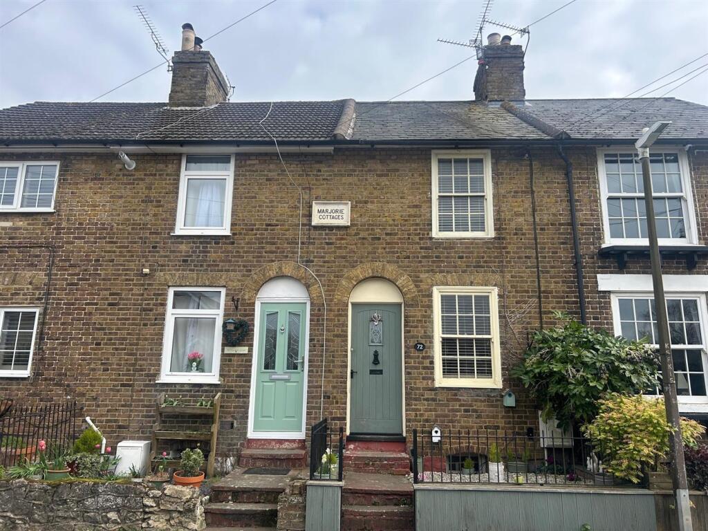 Main image of property: Stockett Lane, Coxheath