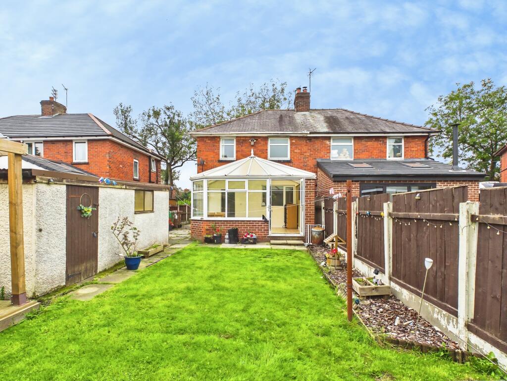 House in St Helens, Liverpool City Region - View 5