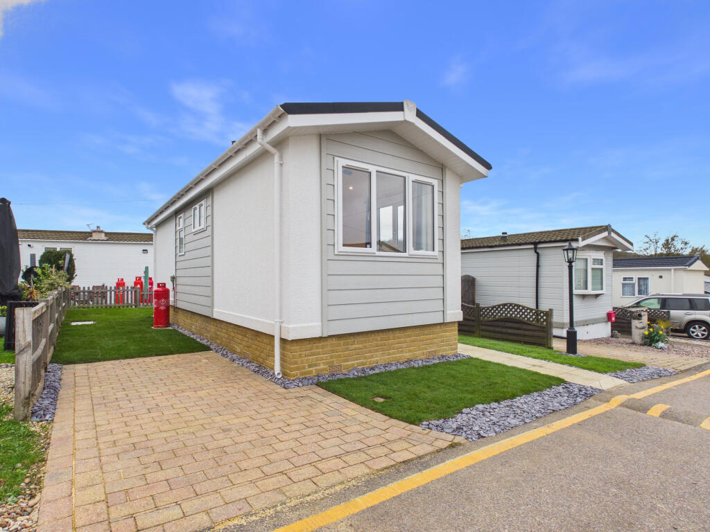 Main image of property: Brentwood, Essex, CM13