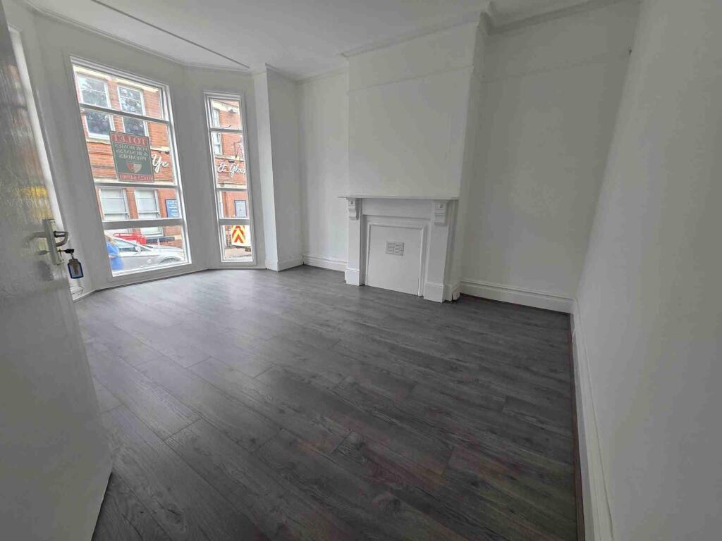 Main image of property: Kirkstall Lodge, Edwinstowe, NG21 9QS