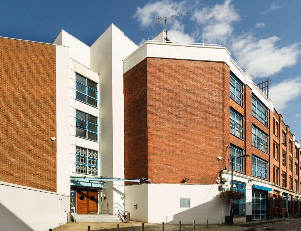 Main image of property: 7 Holyrood Street, London, SE1 2EL