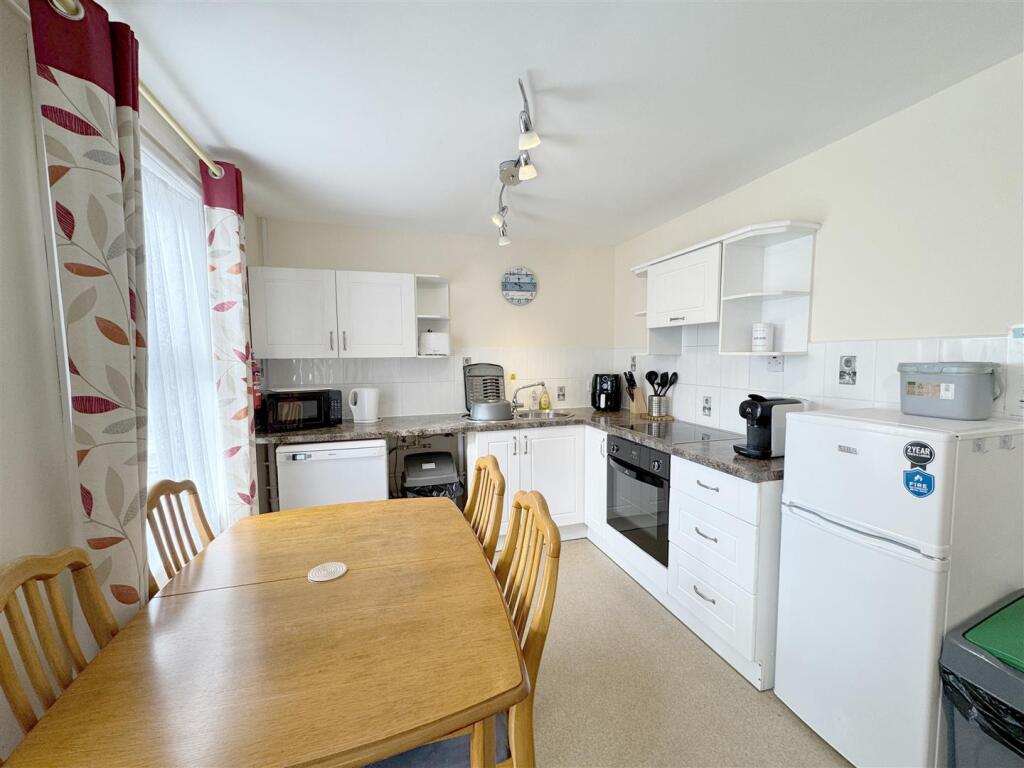 House in Truro - View 4