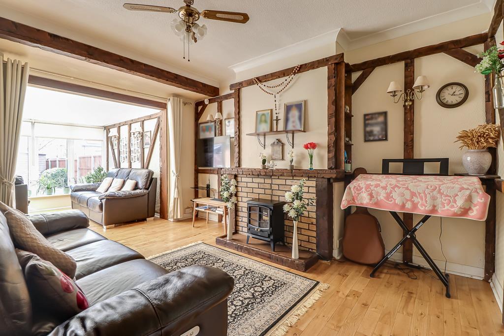 House in Southend-on-Sea - View 2