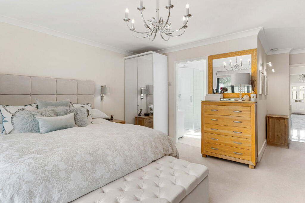 Additional image 26 of Codicote Road, Welwyn, AL6