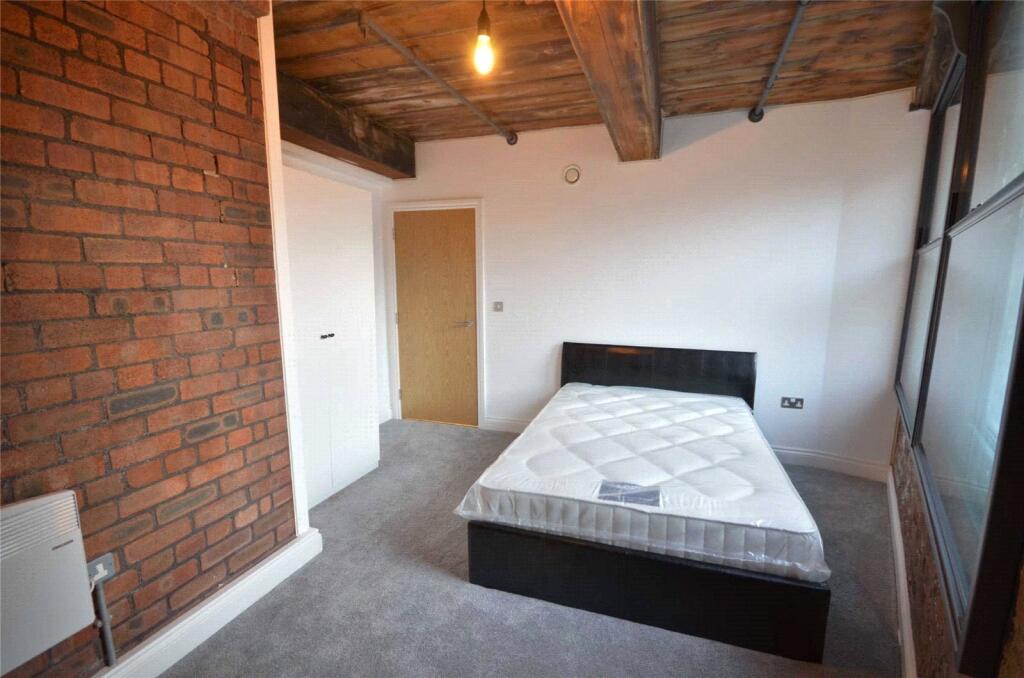 Apartment in Manchester - More