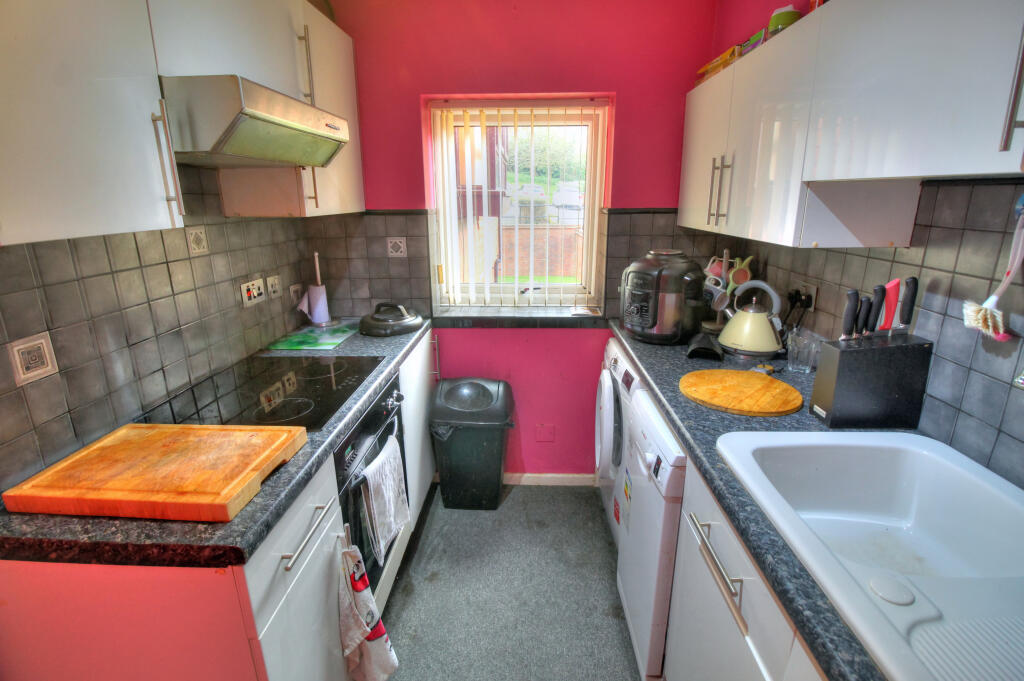 Apartment in Dudley - View 4