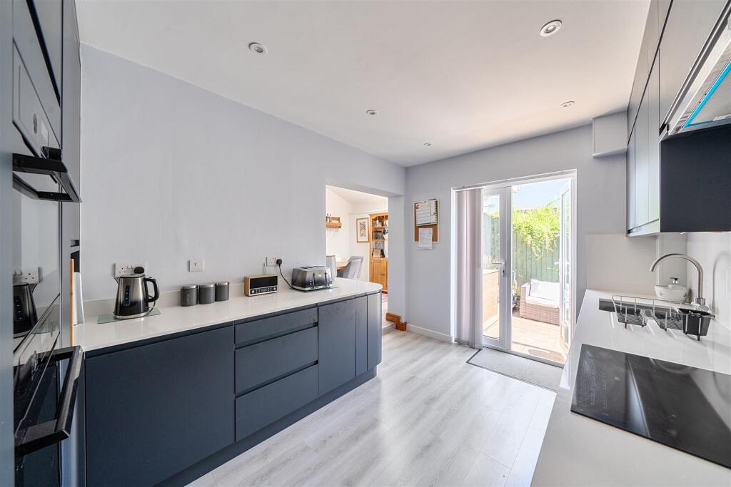 House in Radstock, Bath and North East Somerset - More
