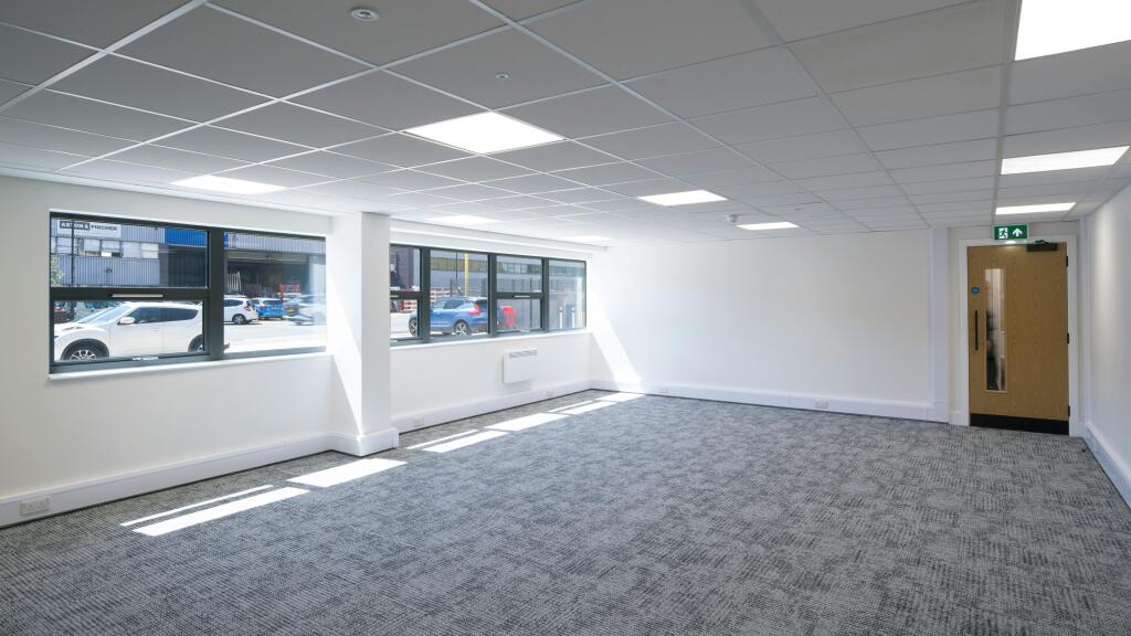 UK-StaplesCornerBP-Refurb-Jul26-52_high.jpg