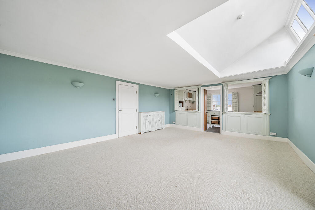 Apartment in Tonbridge - More
