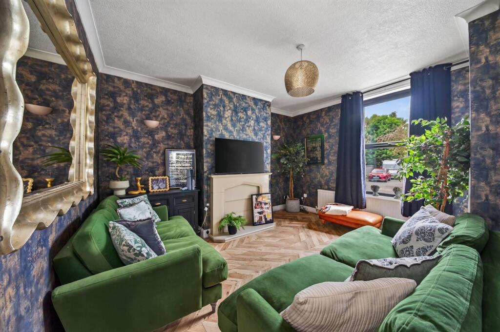 House in Wakefield - View 5