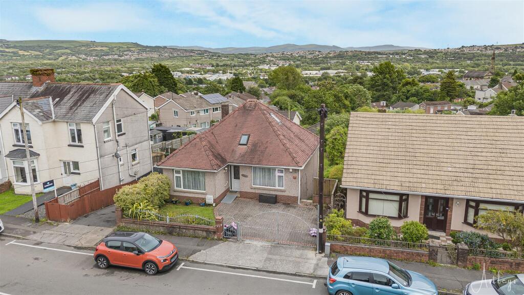 Main image of property: Vicarage Road, Morriston, Swansea