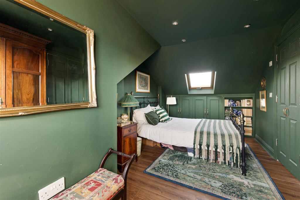 Apartment in London - View 4