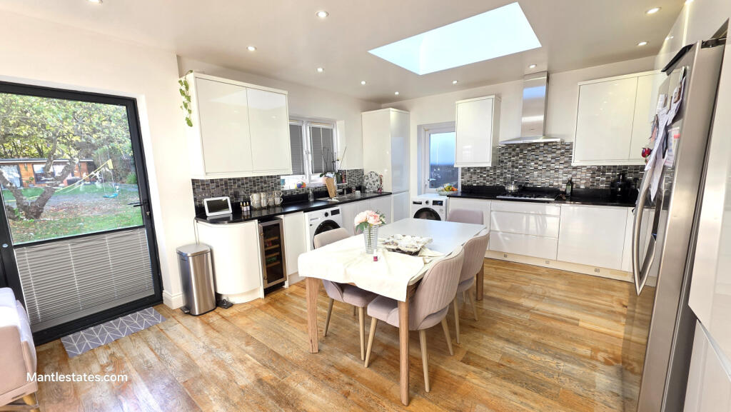 House in Enfield - More