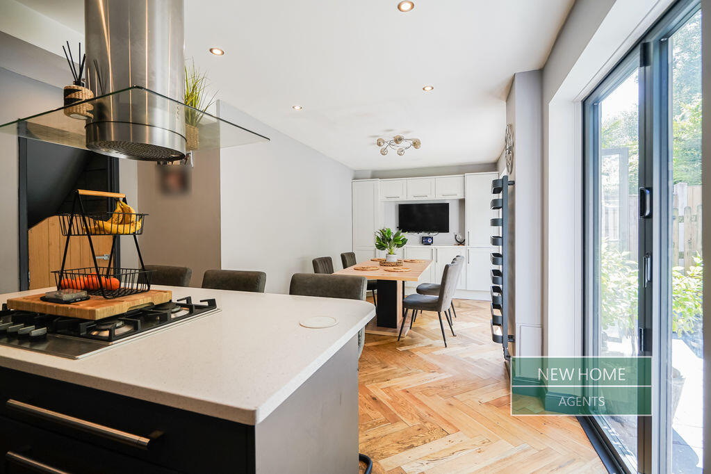 House in Ashfield, Hucknall - View 5
