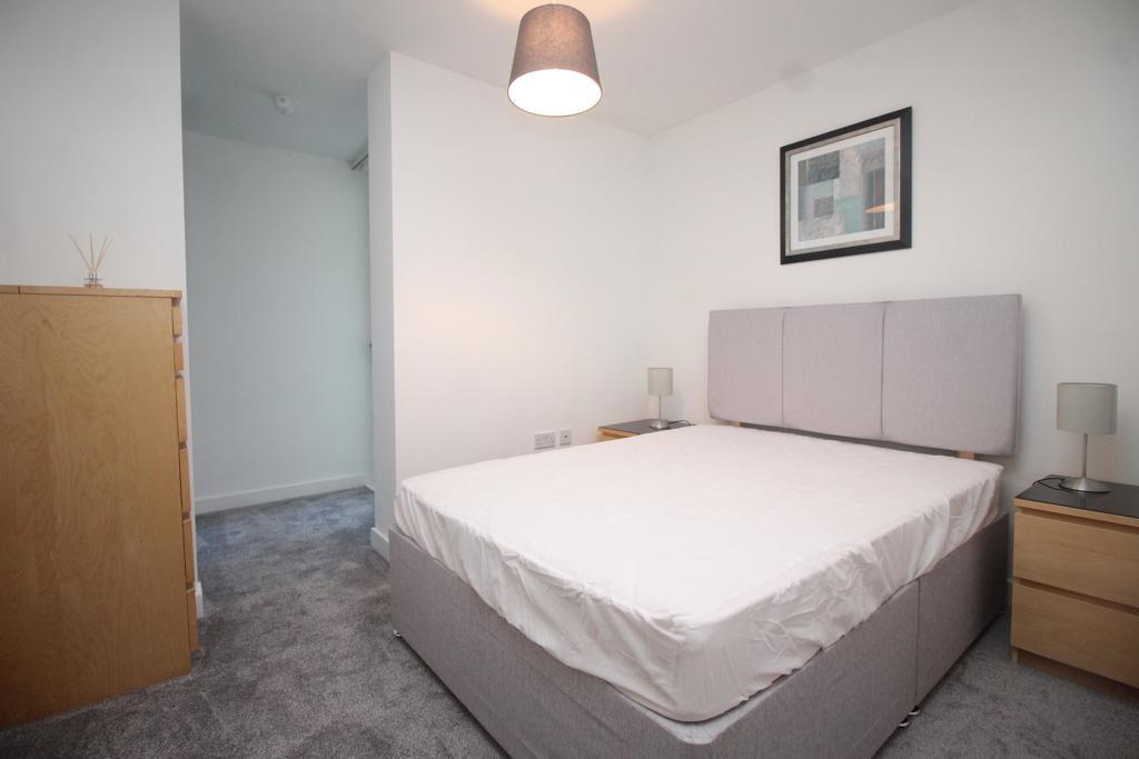 Apartment in Milton Keynes, Central Milton Keynes - View 4
