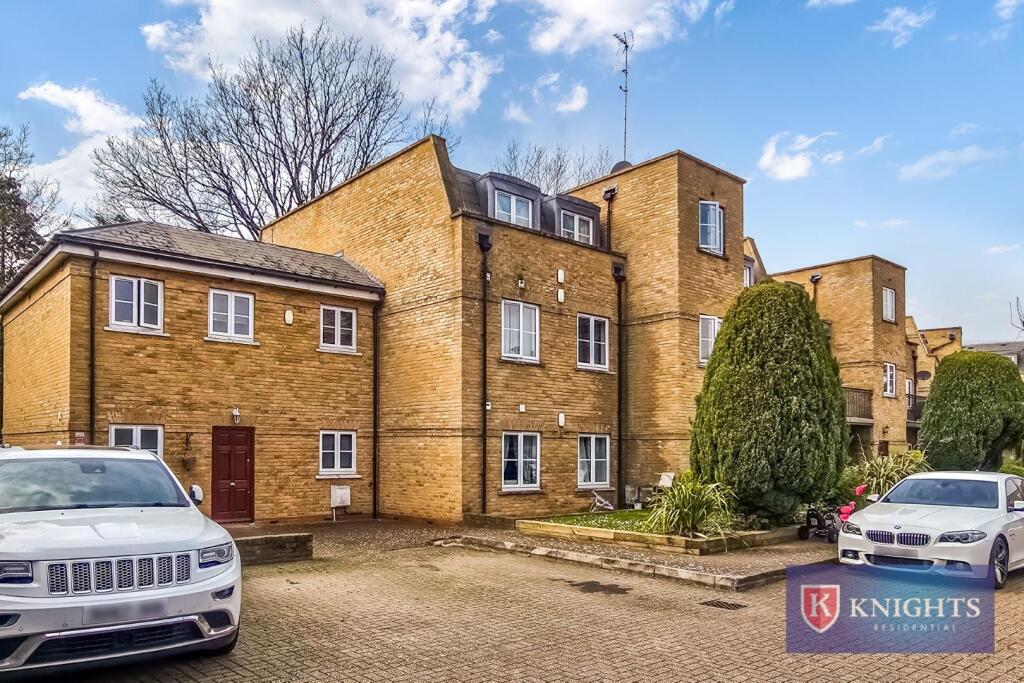 Main image of property: Fontaine Court, 45 High Street, London, N14