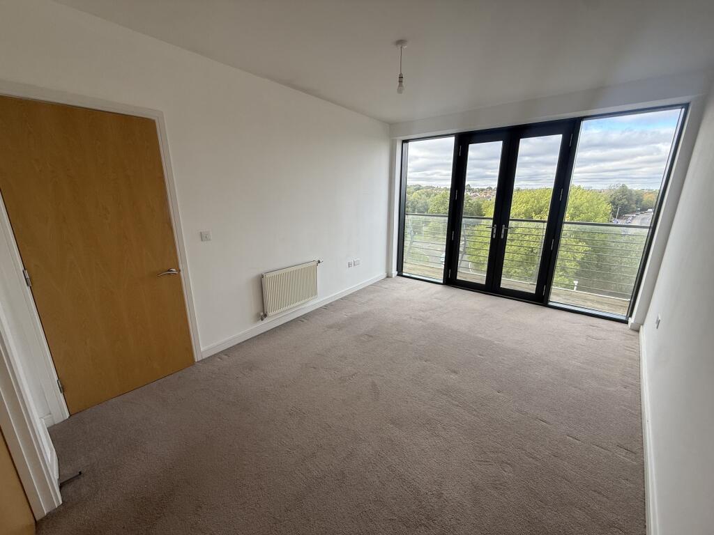 Apartment in Swindon - View 5