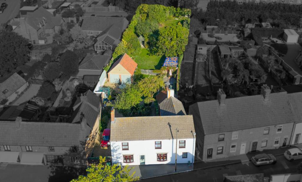 Main image of property: Middletons Road, Yaxley, PE7