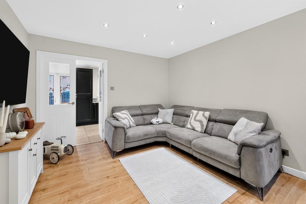 House in Kilmarnock - View 5