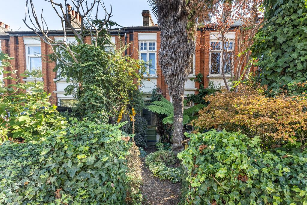 3-bed terraced on Forest Drive East, E11, £700,000