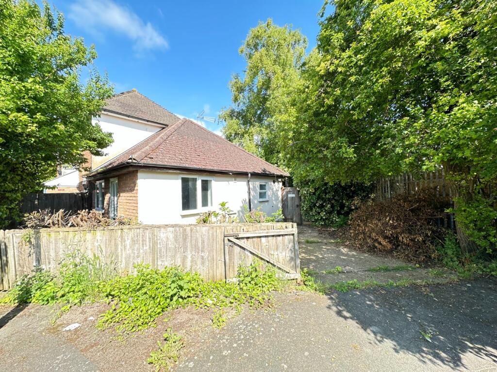 Northfields, Dunstable photo 2