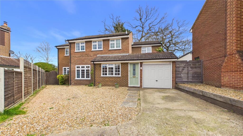 Main image of property: Stoneleigh Court, Frimley, Surrey, GU16