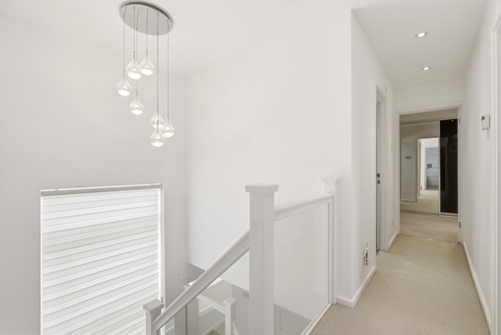 Additional image 11 of Ash Grove, Wheathampstead, St. Albans, Hertfordshire, AL4