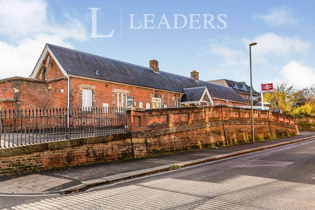 House in Redhill - View 4