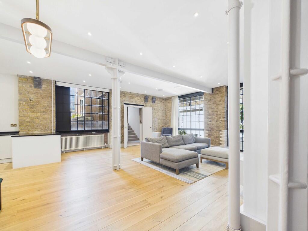 Apartment in London - View 3